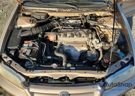 2002 Honda Accord Lx z USA, uszkodzony, nr VIN 1HGCG56452A013678